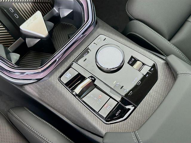 Photo of 2025 Skyscraper Gray Metallic BMW X3