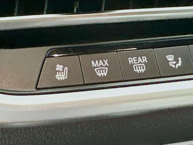 Photo of 2022 Arctic Grey Metallic BMW X5 PHEV