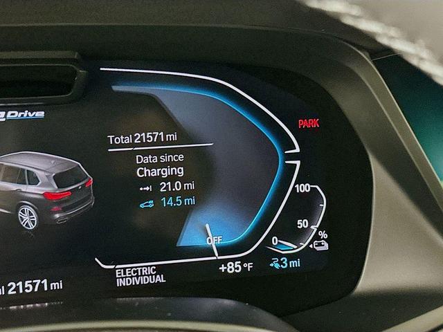 Photo of 2022 Arctic Grey Metallic BMW X5 PHEV