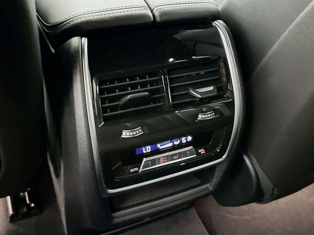 Photo of 2022 Arctic Grey Metallic BMW X5 PHEV