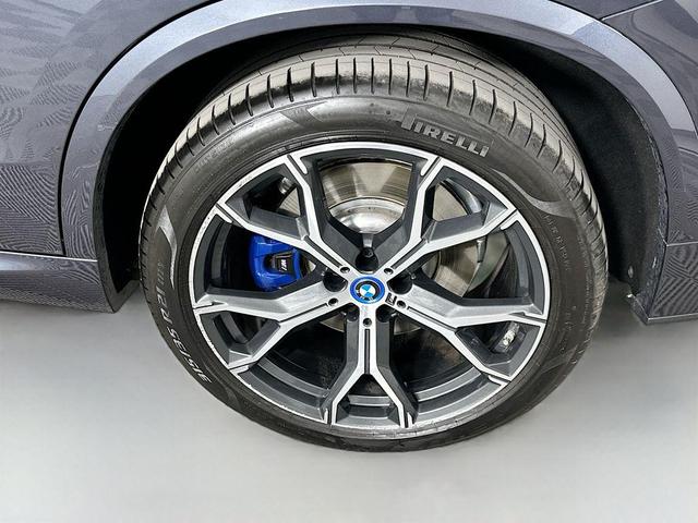 Photo of 2022 Arctic Grey Metallic BMW X5 PHEV