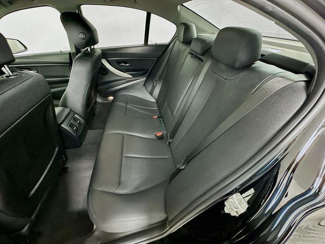 Photo of 2018 Jet Black BMW 320