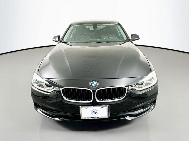 Photo of 2018 Jet Black BMW 320