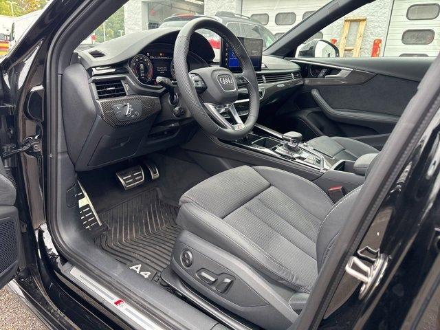 Photo of 2025 Mythos Black Metallic Audi A4