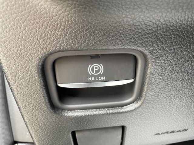 Photo of 2025 Gray Jeep Grand Cherokee