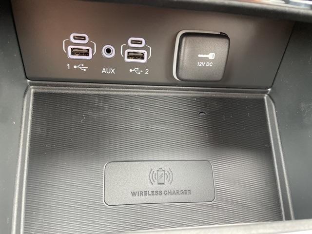 Photo of 2025 Gray Jeep Grand Cherokee