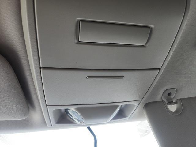 Photo of 2016 Bright White Clearcoat Dodge Grand Caravan