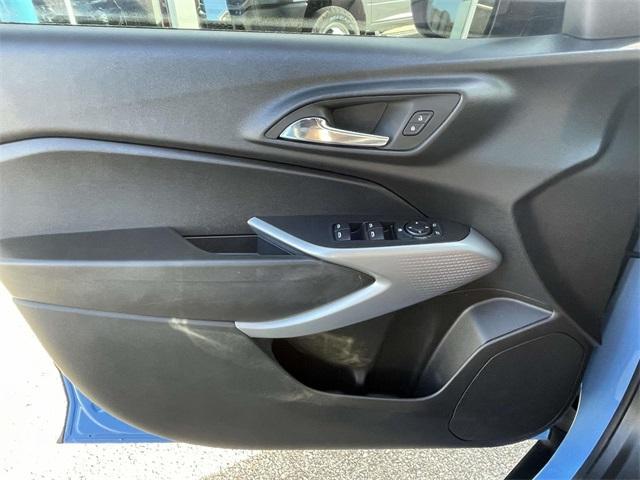 Photo of 2024 Fountain Blue Chevrolet Trax