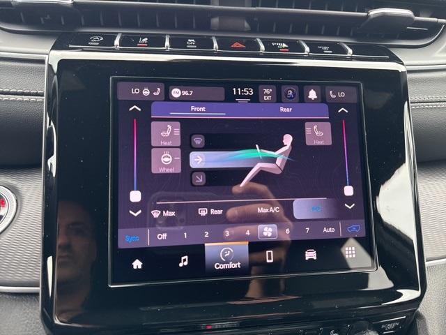 Photo of 2025 Silver Jeep Grand Cherokee L