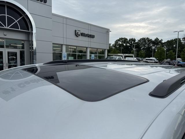 Photo of 2025 Silver Jeep Grand Cherokee L