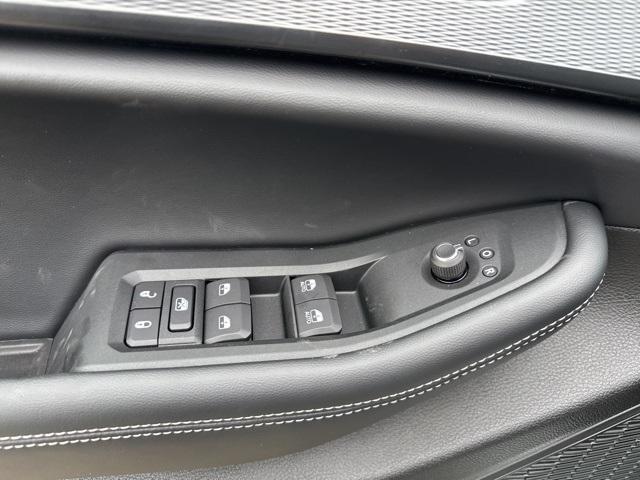 Photo of 2025 Silver Jeep Grand Cherokee L