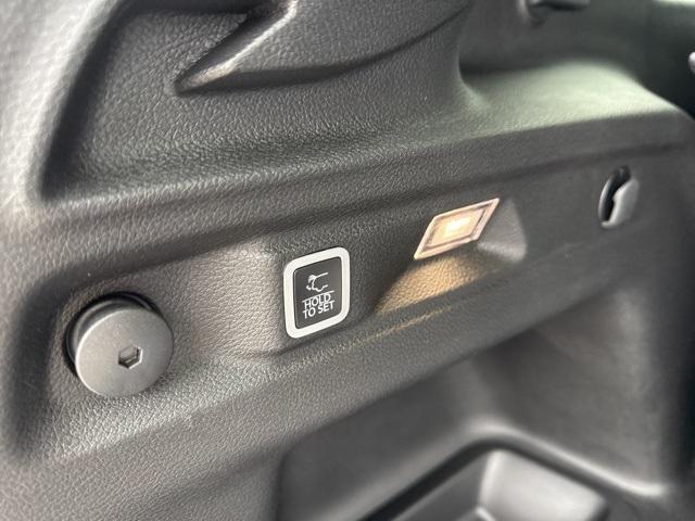 Photo of 2025 Silver Jeep Grand Cherokee L