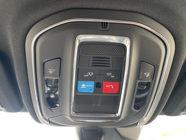 Photo of 2025 Black Jeep Grand Cherokee