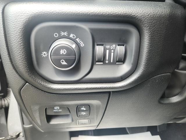 Photo of 2025 Silver RAM 1500