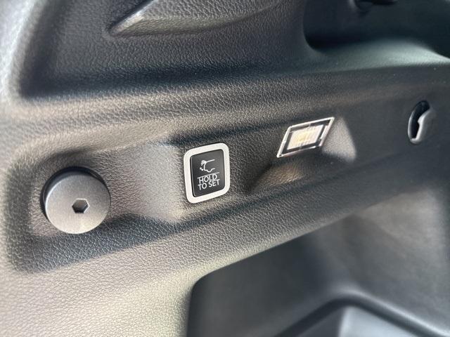 Photo of 2025 Black Jeep Grand Cherokee L