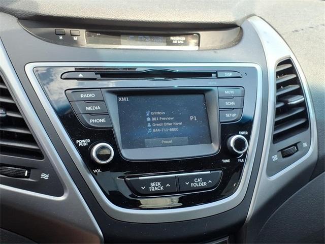 Photo of 2015 Shimmering Silver Hyundai ELANTRA