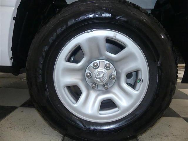 Photo of 2024 Bright White Clearcoat RAM 1500