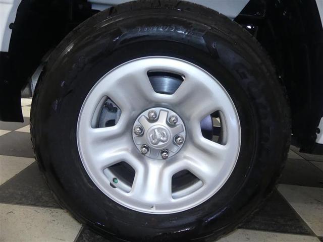 Photo of 2024 Bright White Clearcoat RAM 1500