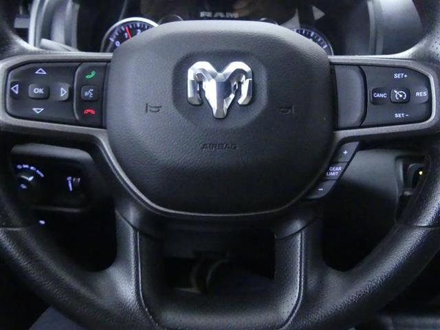 Photo of 2024 Bright White Clearcoat RAM 1500