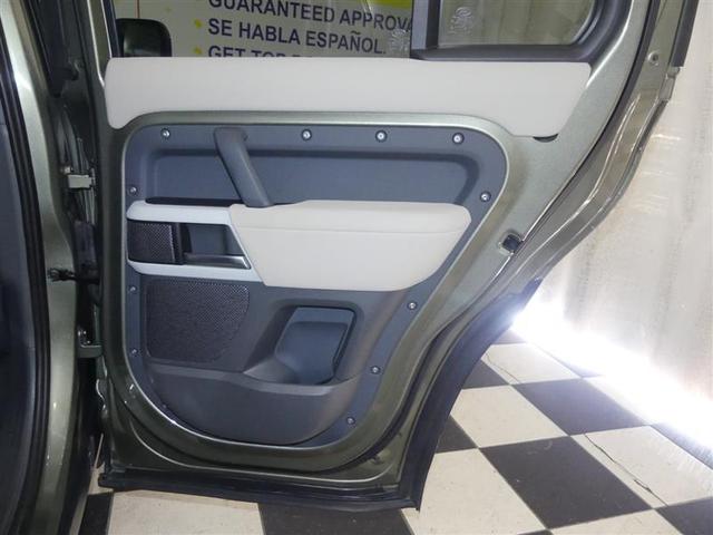 Photo of 2020 Pangea Green Metallic Land Rover Defender