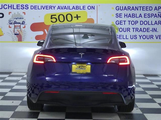 Photo of 2022 Deep Blue Metallic Tesla Model Y