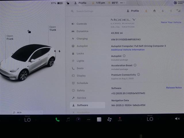 Photo of 2021 Pearl White Multi-Coat Tesla Model Y