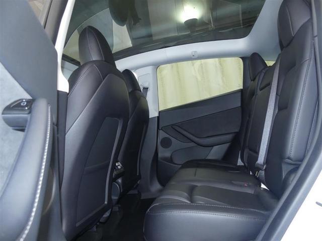 Photo of 2021 Pearl White Multi-Coat Tesla Model Y