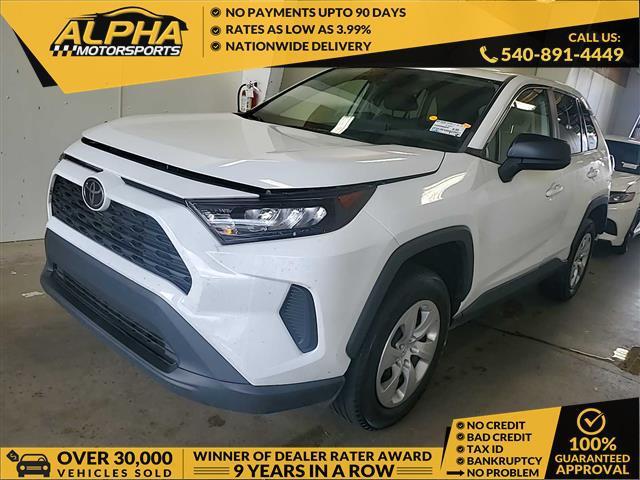 Photo of 2022 White Toyota RAV4