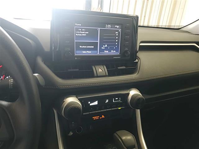 Photo of 2022 White Toyota RAV4