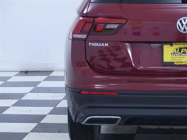 Photo of 2018 Cardinal Red Metallic Volkswagen Tiguan
