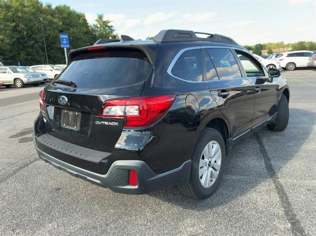 Photo of 2018 Crystal Black Silica Subaru Outback