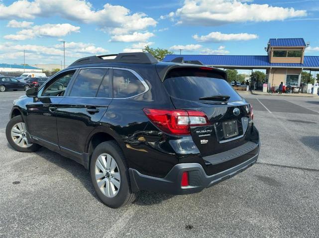 Photo of 2018 Crystal Black Silica Subaru Outback