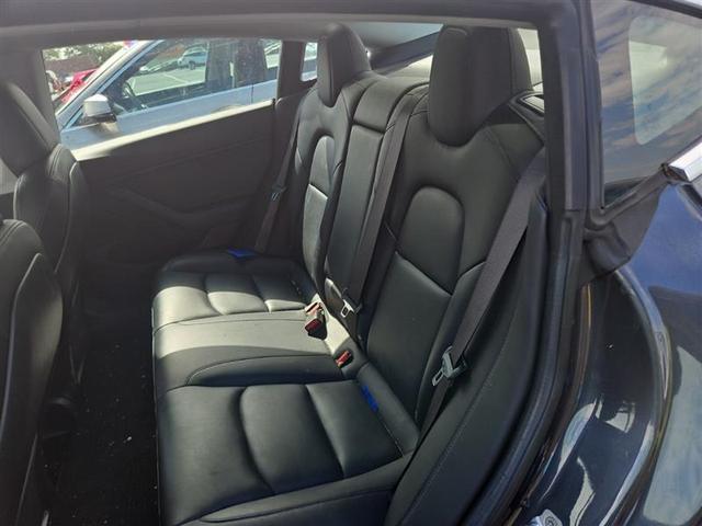 Photo of 2018 Gray Tesla Model 3