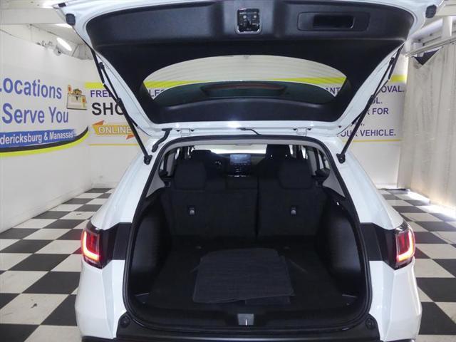 Photo of 2023 Platinum White Pearl Honda HR-V