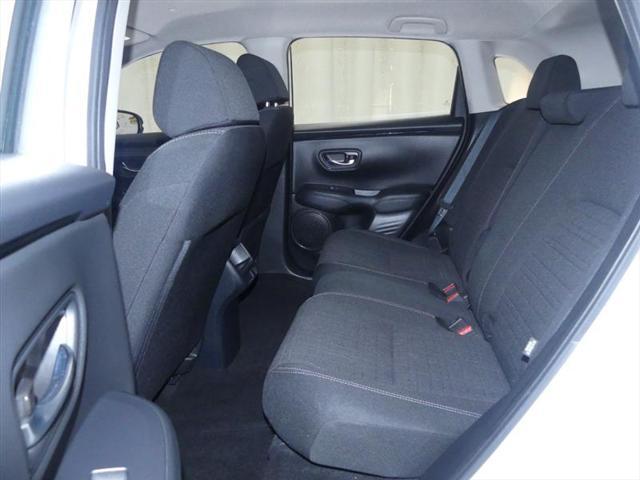 Photo of 2023 Platinum White Pearl Honda HR-V