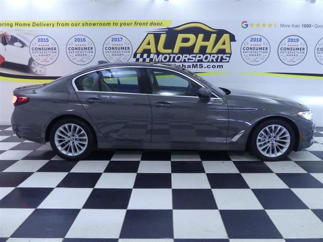 Photo of 2022 Gray BMW 530