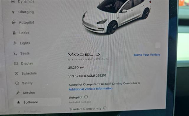 Photo of 2021 Pearl White Multi-Coat Tesla Model 3