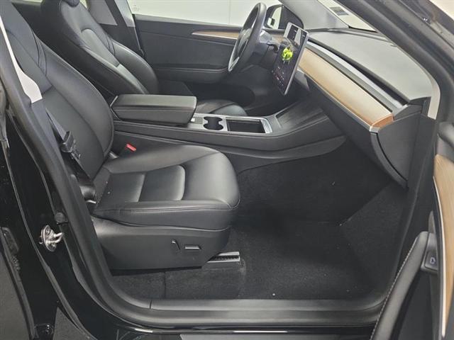 Photo of 2023 Solid Black Tesla Model Y