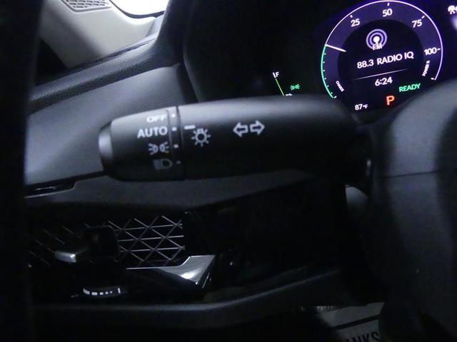 Photo of 2024 Platinum White Pearl Honda Accord Hybrid