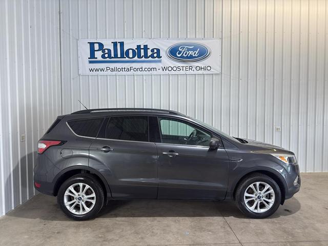 Photo of 2018 Magnetic Metallic Ford Escape