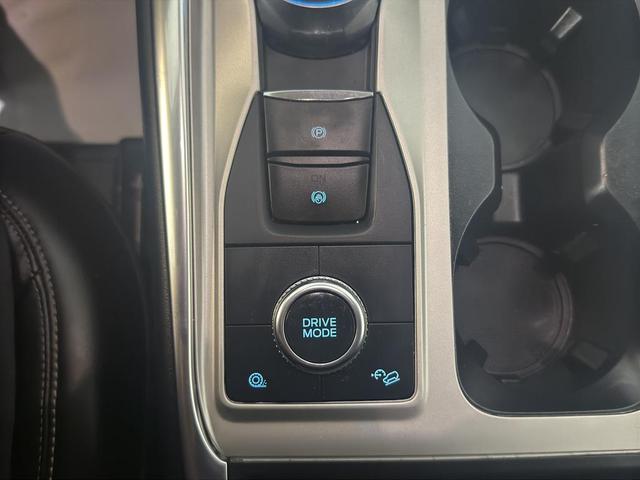 Photo of 2023 Carbonized Gray Metallic Ford Explorer