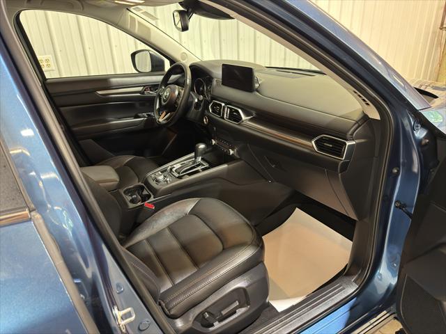 Photo of 2022 Eternal Blue Mica Mazda CX-5