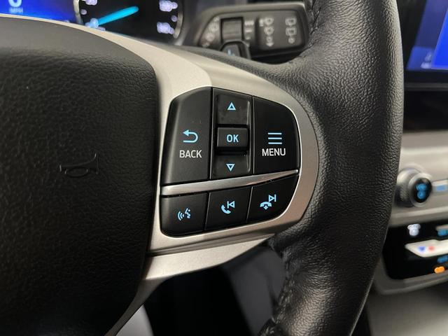 Photo of 2020 Iconic Silver Metallic Ford Explorer