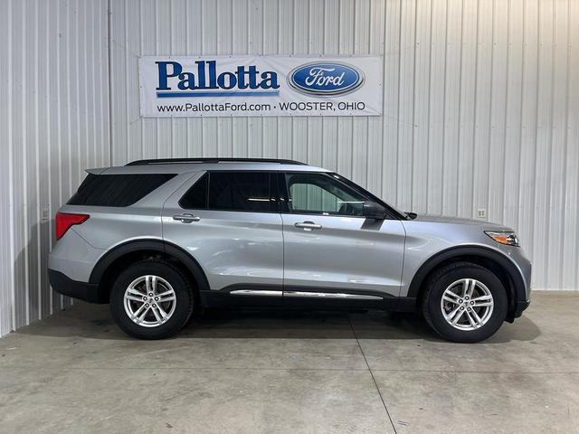 Photo of 2020 Iconic Silver Metallic Ford Explorer