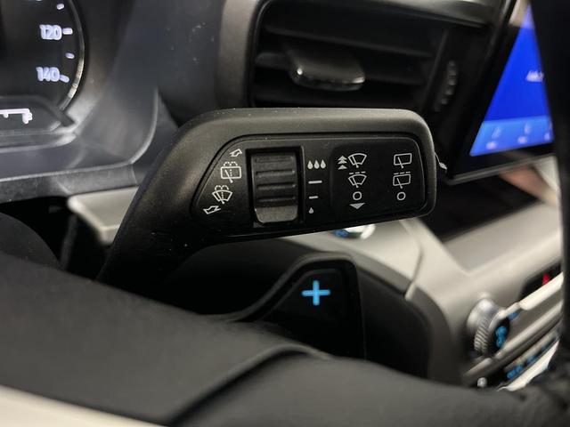 Photo of 2020 Iconic Silver Metallic Ford Explorer