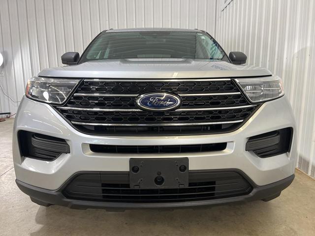 Photo of 2020 Iconic Silver Metallic Ford Explorer