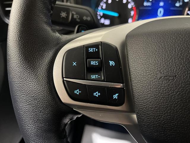 Photo of 2020 Iconic Silver Metallic Ford Explorer