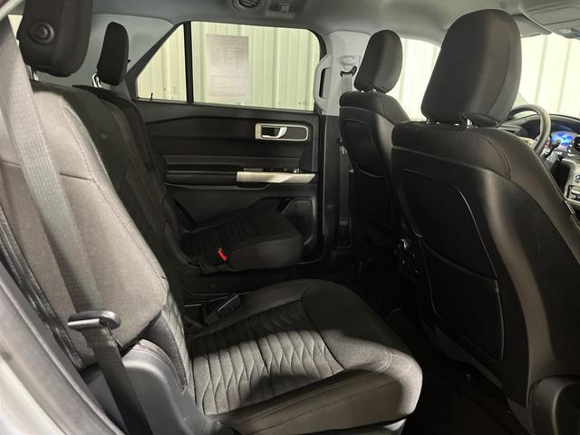 Photo of 2020 Iconic Silver Metallic Ford Explorer