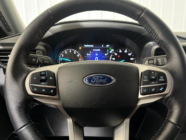 Photo of 2020 Iconic Silver Metallic Ford Explorer