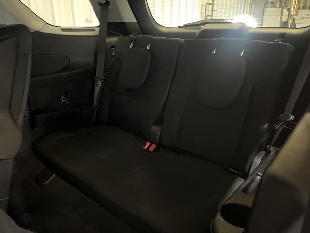 Photo of 2020 Iconic Silver Metallic Ford Explorer
